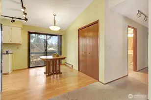 385 Glengarry Dr, Camano Island, WA 98282 - Photo 11