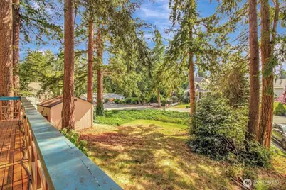 385 Glengarry Drive, Camano Island, WA 98282 - Photo 7