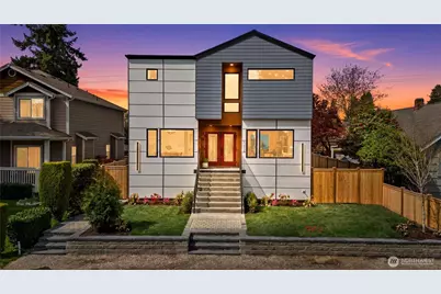 9535 Dayton Avenue N, Seattle, WA 98103 - Photo 1