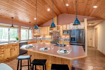 8327 Libby Road NE, Olympia, WA 98506 - Photo 3