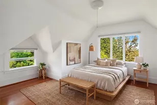 2215 E Aloha St, Seattle, WA 98112 - Photo 9