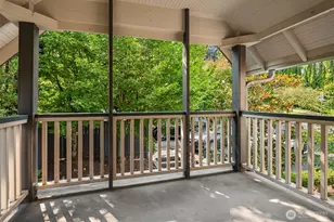 2215 E Aloha St, Seattle, WA 98112 - Photo 13