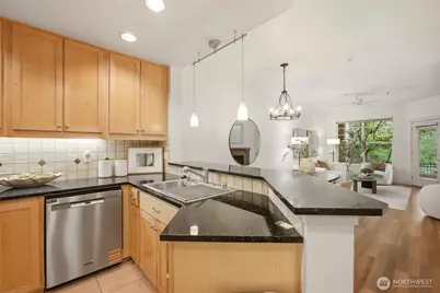 4321 Issaquah-Pine Lake Road SE #407, Sammamish, WA 98075 - Photo 7