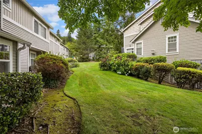 17824 NE 96th Way #3, Redmond, WA 98052 - Photo 33