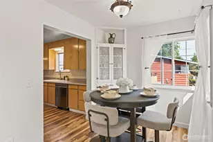 1110 25th St SE, Puyallup, WA 98372 - Photo 9