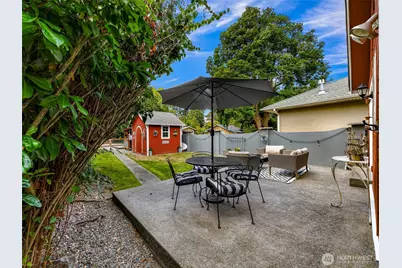 2433 Lafayette Street, Bellingham, WA 98225 - Photo 31