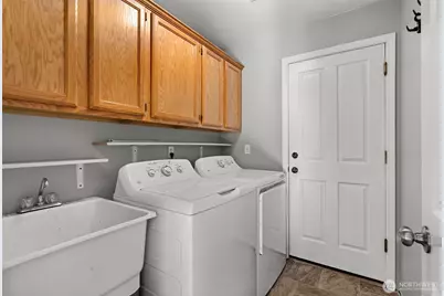 372 Farallone Avenue, Fircrest, WA 98466 - Photo 13