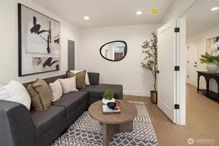 4406 1st Ave NE, Seattle, WA 98105 - Photo 13
