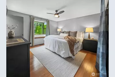 19607 136th Place SE, Renton, WA 98058 - Photo 15