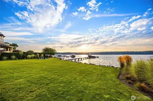 247 E Lake Sammamish Pkwy SE, Sammamish, WA 98074 - Photo 3