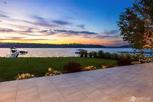 247 E Lake Sammamish Pkwy SE, Sammamish, WA 98074 - Photo 17
