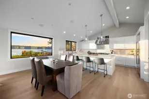 247 E Lake Sammamish Pkwy SE, Sammamish, WA 98074 - Photo 9
