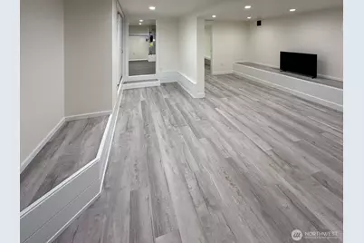 2326 McDougall Avenue, Everett, WA 98201 - Photo 15