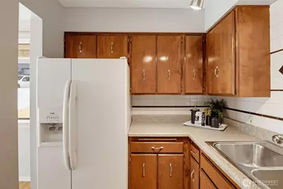 429 King Street #311, Wenatchee, WA 98801 - Photo 5