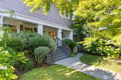 426 Smith Street, Seattle, WA 98109 - Photo 31