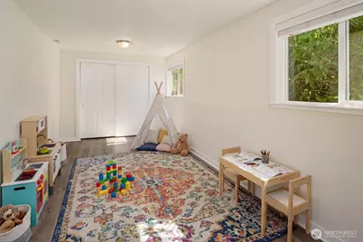 8610 NE 137th Street, Kirkland, WA 98034 - Photo 15