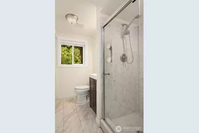 8610 NE 137th Street, Kirkland, WA 98034 - Photo 25