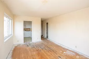 4405 SW Alaska St, Seattle, WA 98116 - Photo 11