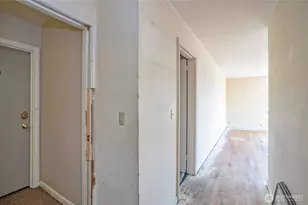 4405 SW Alaska St, Seattle, WA 98116 - Photo 9