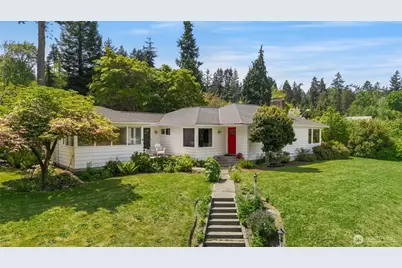 5930 Rose Loop NE, Bainbridge Island, WA 98110 - Photo 5