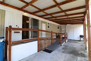 3234 S 183rd St, SeaTac, WA 98188 - Photo 3