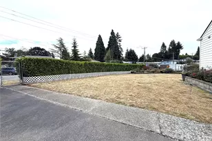 11829 76th Ave S, Seattle, WA 98178 - Photo 33
