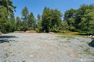 14609 246th St E, Graham, WA 98338 - Photo 13