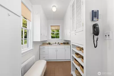 1129 37th Avenue, Seattle, WA 98122 - Photo 13