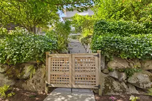 1129 37th Ave, Seattle, WA 98122 - Photo 39