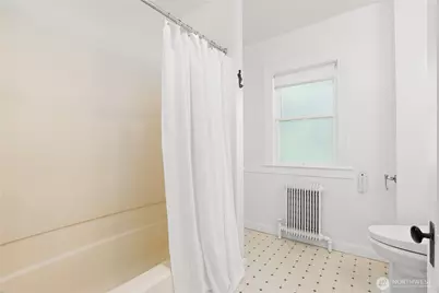 1129 37th Avenue, Seattle, WA 98122 - Photo 25
