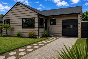 947 20th Ave, Longview, WA 98632 - Photo 1