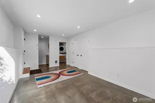 2303 E Alder St, Seattle, WA 98122 - Photo 29