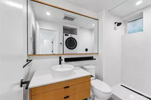2303 E Alder St, Seattle, WA 98122 - Photo 31