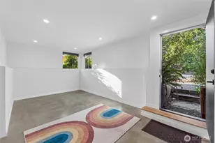 2303 E Alder St, Seattle, WA 98122 - Photo 27