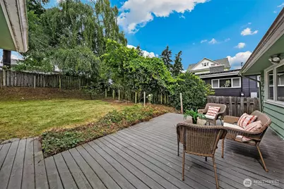3039 49th Avenue SW, Seattle, WA 98116 - Photo 23