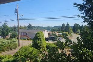 4720 W Davis Rd, Bremerton, WA 98312 - Photo 1