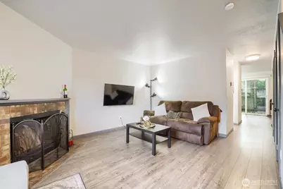 115 124 Street SE #B4, Everett, WA 98208 - Photo 1