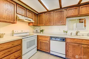 1004 Columbia Ave, Marysville, WA 98270 - Photo 7