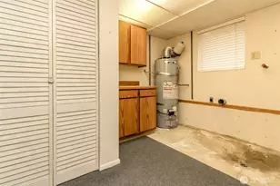 20204 Church Lake Dr E, Bonney Lake, WA 98391 - Photo 29