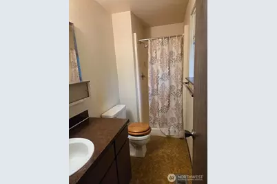 7514 Locust Avenue E, Bonney Lake, WA 98391 - Photo 7