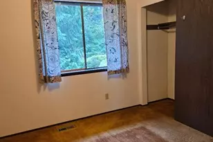 7514 Locust Ave E, Bonney Lake, WA 98391 - Photo 3