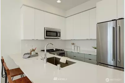 3068 NW 65th Street, Seattle, WA 98117 - Photo 3
