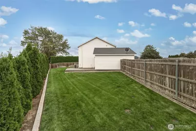 1705 SE Market St, College Place, WA 99324 - Photo 33