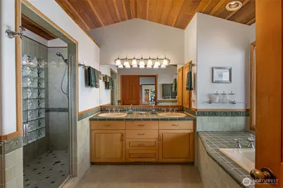 681 Smugglers Cove Road, Friday Harbor, WA 98250 - Photo 9