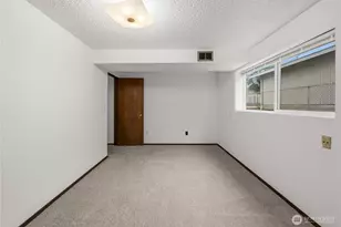 1810 N Highland St, Tacoma, WA 98406 - Photo 23