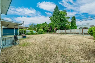 1810 N Highland Street, Tacoma, WA 98406 - Photo 3
