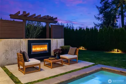 9404 NE 20th Street, Clyde Hill, WA 98004 - Photo 35