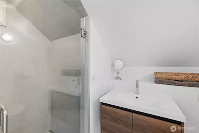 10246 11th Avenue SW, Seattle, WA 98146 - Photo 19