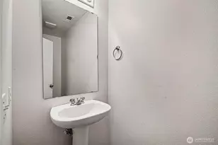 9506 185th St E, Puyallup, WA 98375 - Photo 9