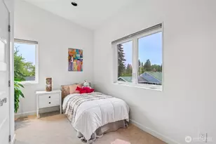 10030 37th Ave SW, Seattle, WA 98146 - Photo 27